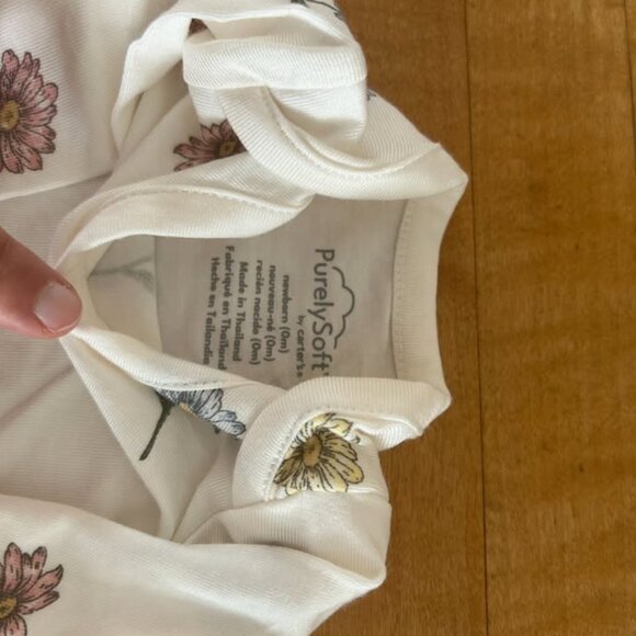 Carter's Baby Girl 2-Pack PurelySoft Sleeper Gowns - Newborn - NWOT - Picture 7 of 9